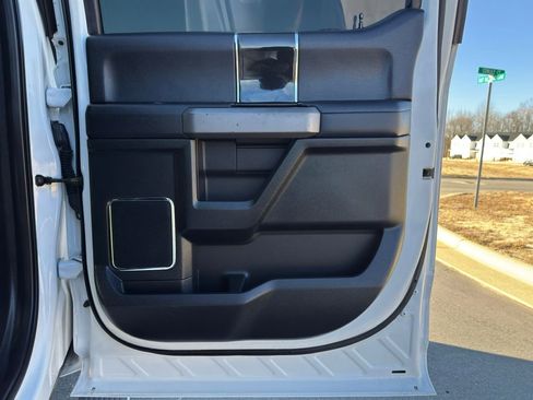 Used 2020 Ford F350 Platinum image 21