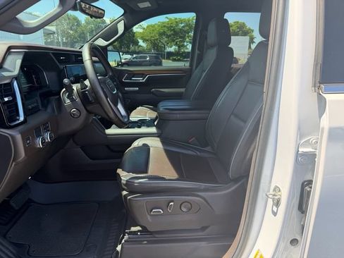Used 2023 GMC Sierra 1500 Denali w/ Denali Reserve Package RWD image 10