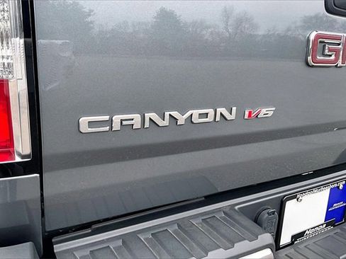 Used 2020 GMC Canyon SLE w/ Elevation Edition image 23