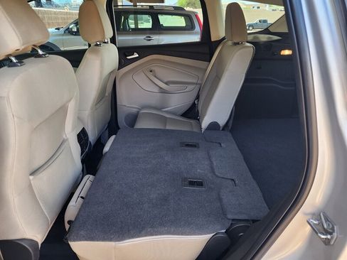 Used 2017 Ford Escape SE w/ Equipment Group 201A AWD/4WD image 77