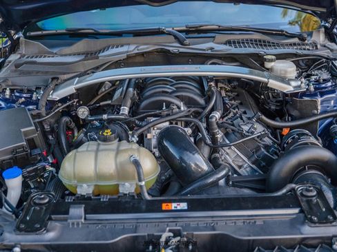 Used 2020 Ford Mustang Shelby GT350 w/ Technology Package image 15