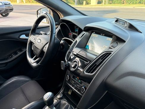 Used 2017 Ford Focus RS image 20