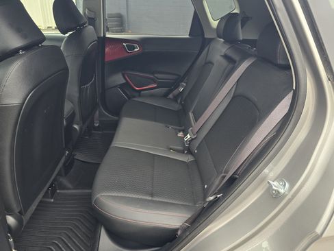 Used 2024 Kia Soul GT-Line FWD image 11