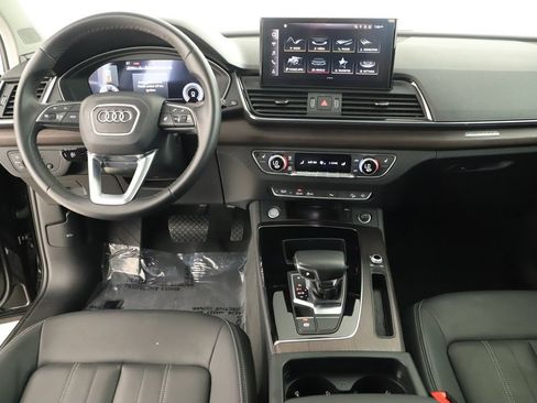 Certified 2023 Audi Q5 2.0T Premium Plus w/ Premium Plus Package AWD/4WD image 18