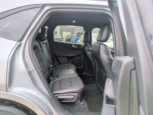 Certified 2023 Ford Escape ST-Line Select AWD/4WD image 18