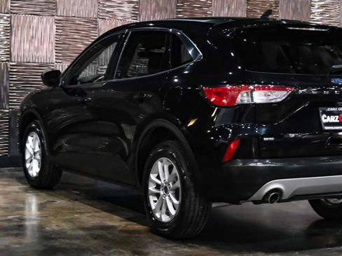 Used 2020 Ford Escape SE AWD/4WD image 12