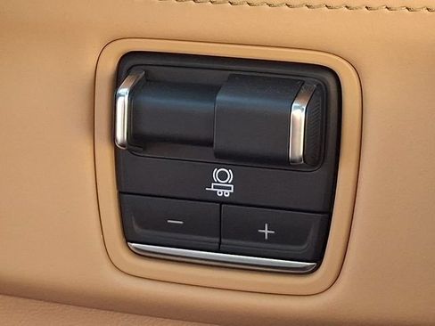 Used 2025 Cadillac Escalade IQ Luxury 2 AWD/4WD image 25