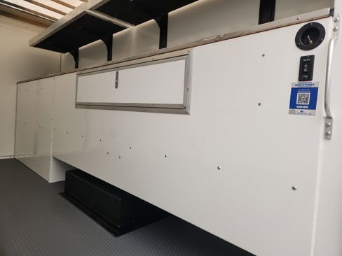 New 2025 Chevrolet Express 3500 1WT w/ Power Convenience Package image 32