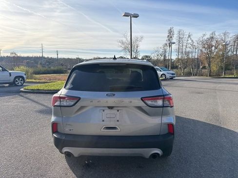 Used 2021 Ford Escape SEL w/ Technology Package image 4