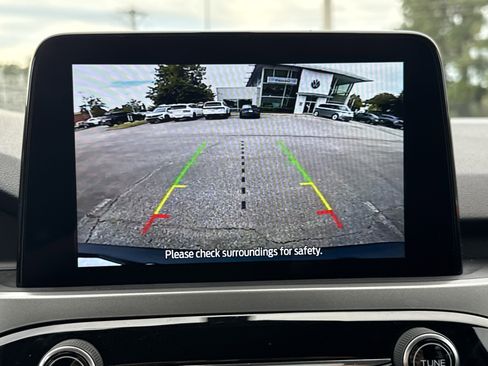 Used 2024 Ford Escape Active w/ Cold Weather Package image 13