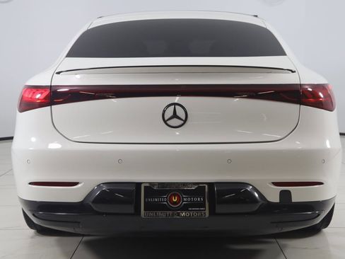 Used 2022 Mercedes-Benz EQS 450+ Sedan image 53