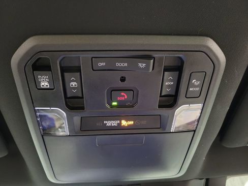 Used 2023 Toyota Tundra Capstone AWD/4WD image 22