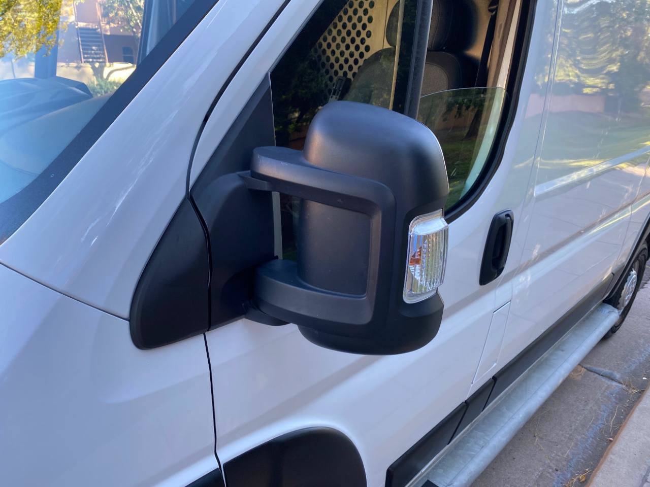 Used 2025 RAM ProMaster 2500 w/ U-Haul Equipment Group FWD image 15