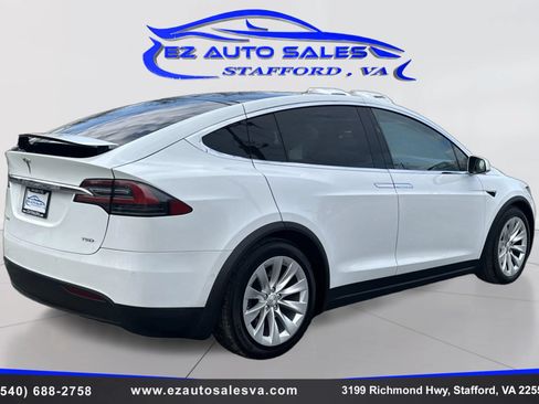 Used 2018 Tesla Model X 75D AWD/4WD image 5