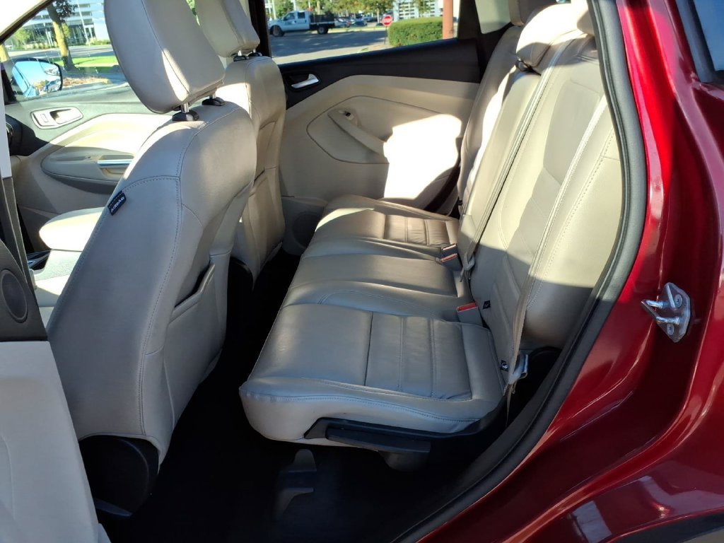 Used 2018 Ford Escape Titanium AWD/4WD image 12