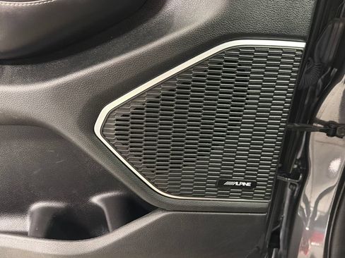 Used 2022 Jeep Grand Cherokee Limited w/ Luxury Tech Group II AWD/4WD image 24