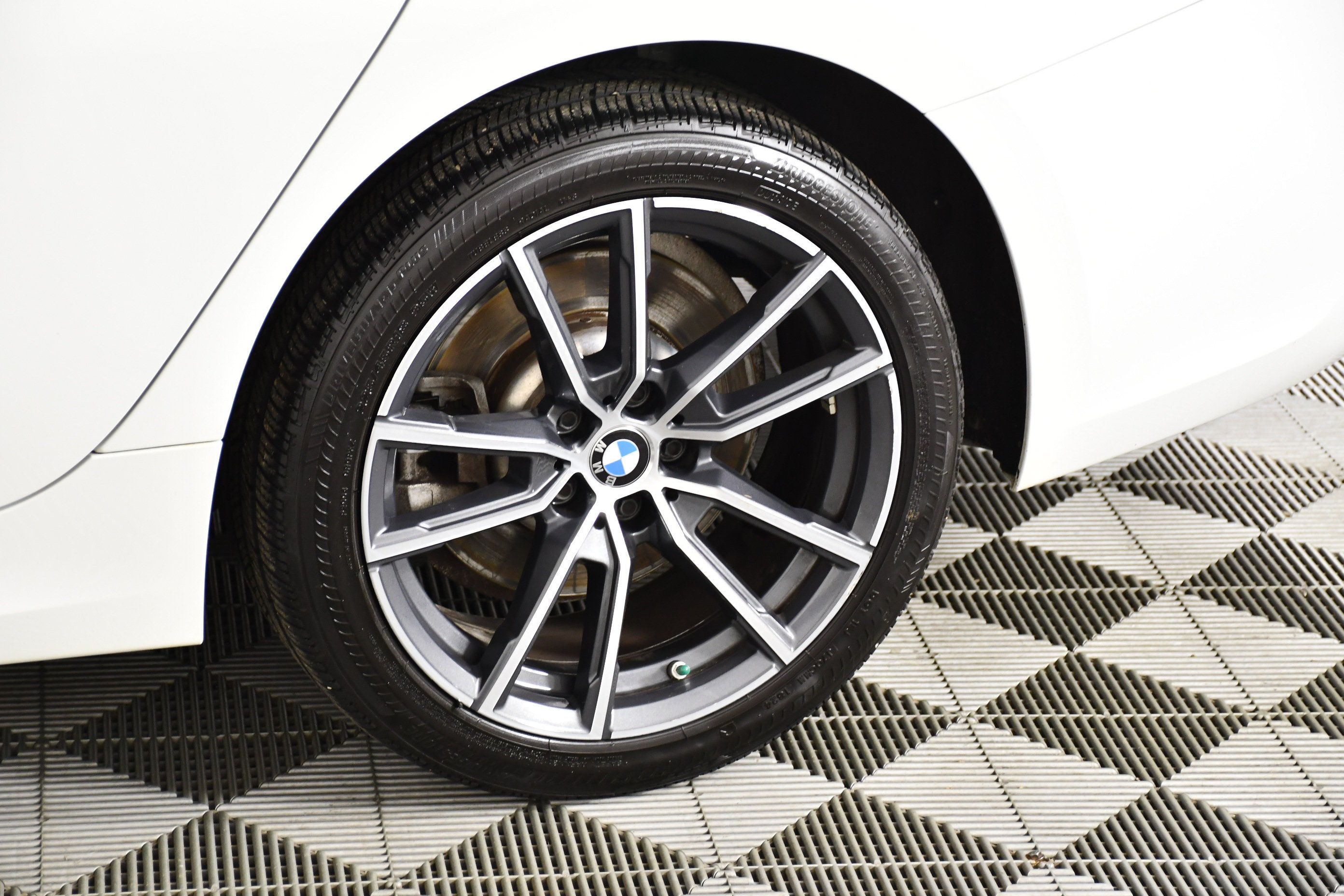 Used 2019 BMW 330i xDrive Sedan w/ Driving Assistance Package AWD/4WD image 50