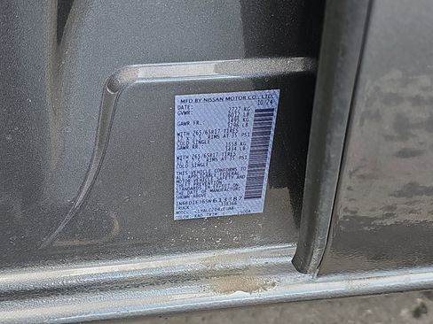 Used 2025 Nissan Frontier SV w/ SV Convenience Package image 43