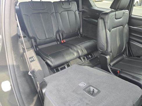 Used 2022 Jeep Grand Cherokee L Overland AWD/4WD image 19
