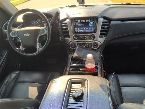 Used 2018 Chevrolet Tahoe Premier AWD/4WD image 12