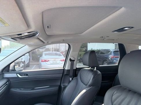 Used 2024 Hyundai Palisade Limited FWD image 8