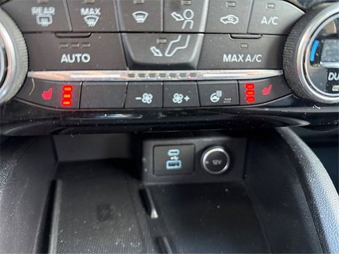 Certified 2021 Ford Escape Titanium w/ Titanium Elite Package image 27