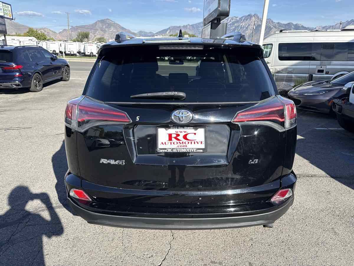 Used 2017 Toyota RAV4 LE w/ Carpet Mat Package FWD image 6