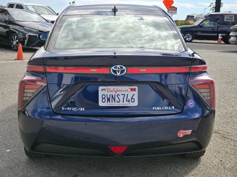 Used 2018 Toyota Mirai FWD image 15