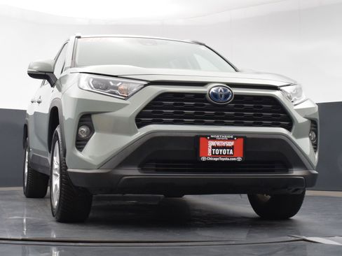 Used 2021 Toyota RAV4 XLE image 28