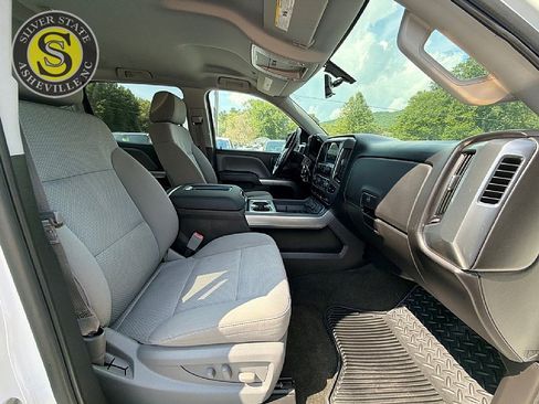 Used 2015 Chevrolet Silverado 1500 LT w/ LT Convenience Package AWD/4WD image 18