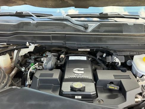Used 2022 RAM 3500 Laramie RWD image 41
