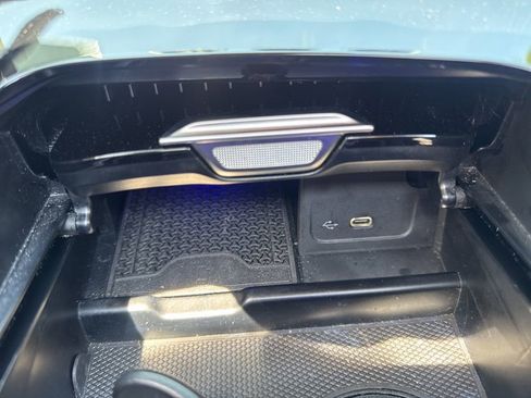Used 2024 Mercedes-Benz CLE 300 4MATIC Cabriolet image 20