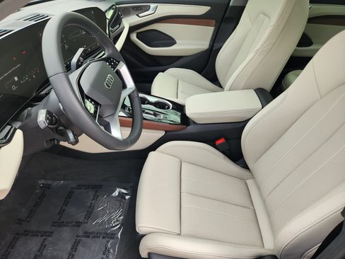 Used 2026 Audi A6 Premium Plus image 14