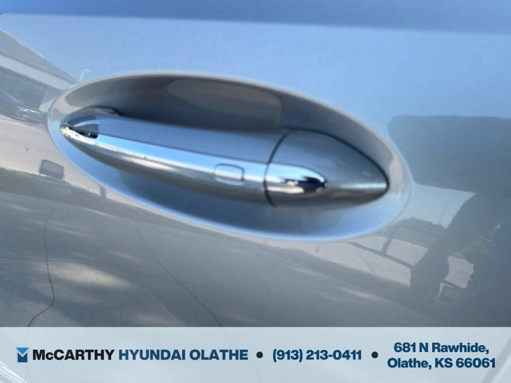 Used 2023 Buick Envision Preferred FWD image 18
