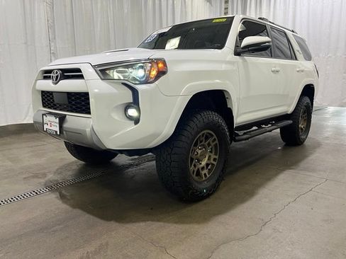 Certified 2023 Toyota 4Runner TRD Off-Road Premium w/ Moonroof Package AWD/4WD image 26