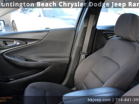 Used 2023 Chevrolet Malibu LT image 30