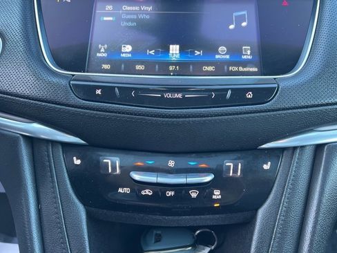 Used 2017 Cadillac XT5 Luxury w/ Driver Awareness Package image 31