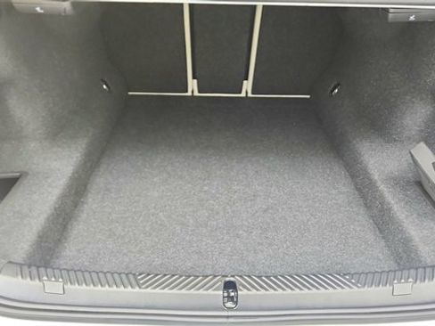 Used 2025 BMW 530i image 15