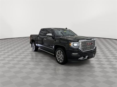Used 2017 GMC Sierra 1500 Denali w/ Denali Ultimate Package image 2