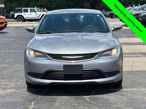 Used 2016 Chrysler 200 LX FWD image 27