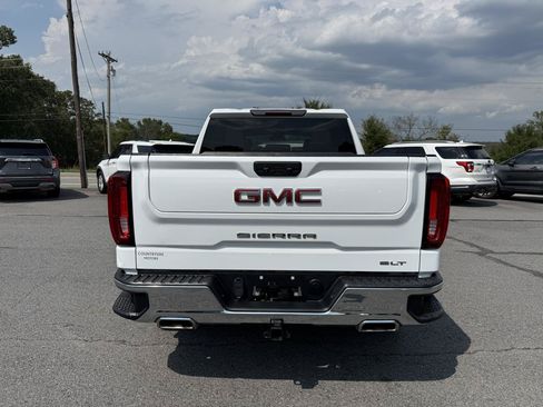 Used 2022 GMC Sierra 1500 SLT w/ SLT Premium Package AWD/4WD image 5