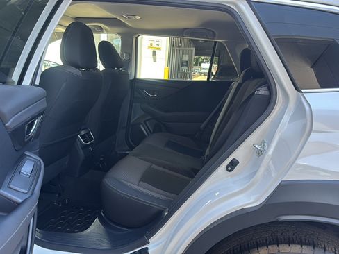 Certified 2024 Subaru Outback Premium AWD/4WD image 18