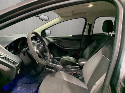 Used 2012 Ford Focus SE FWD image 9