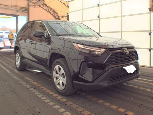 Used 2024 Toyota RAV4 LE image 3