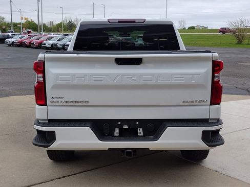 Used 2021 Chevrolet Silverado 1500 Custom AWD/4WD image 14