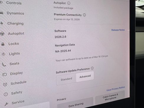 Used 2020 Tesla Model 3 Performance image 32