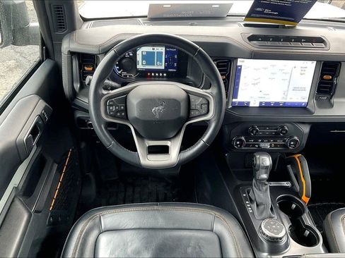 Certified 2024 Ford Bronco Badlands image 4