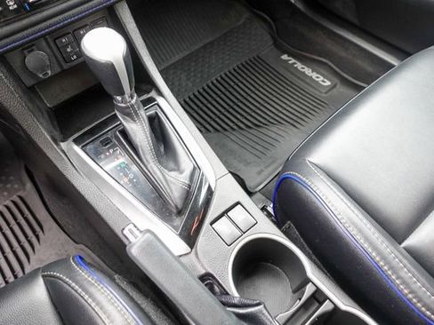 Certified 2017 Toyota Corolla XSE image 22