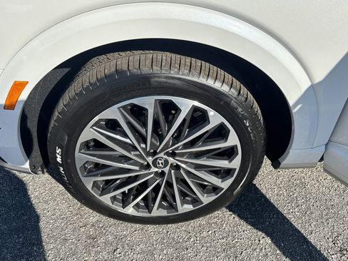 New 2026 Hyundai Palisade Calligraphy FWD image 25