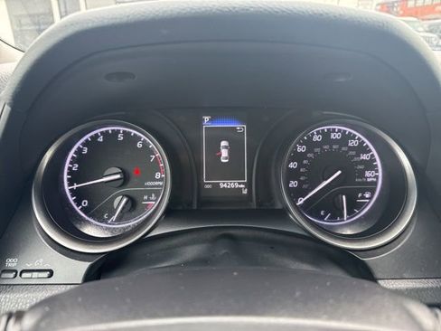 Used 2021 Toyota Camry SE image 8